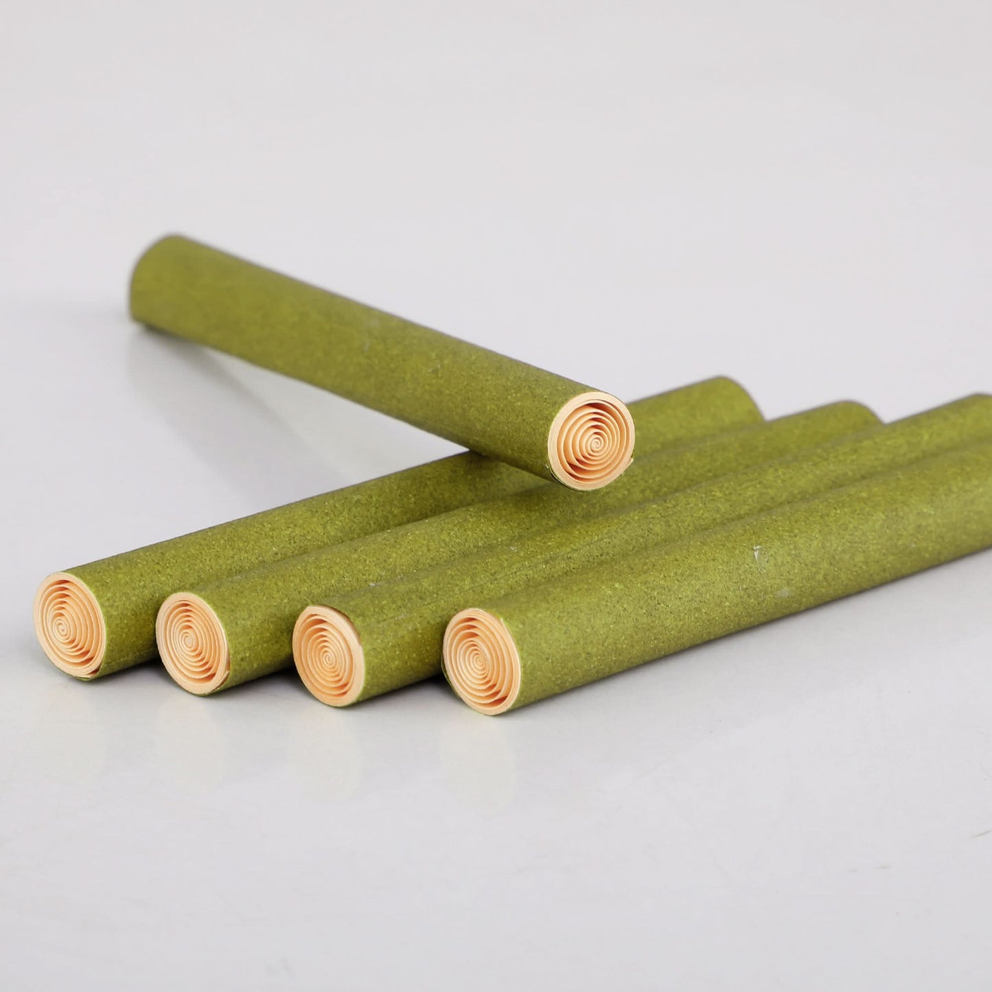 84mm (1-1/4) Green Hemp Wrap Blunt Spiral Filter (Paper) 9mm Dia Tubes
